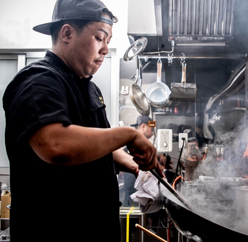 四川料理の調理風景